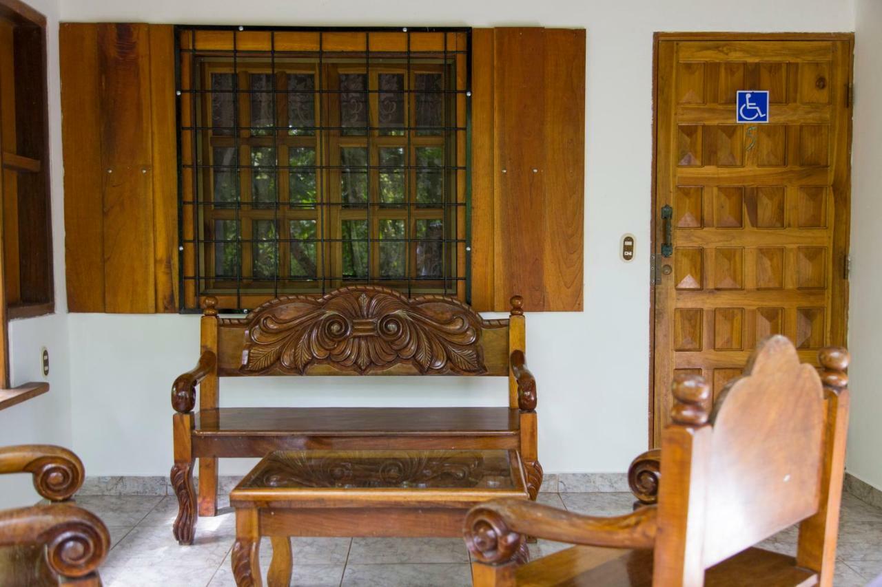Cabinas Iguana Cahuita Ngoại thất bức ảnh