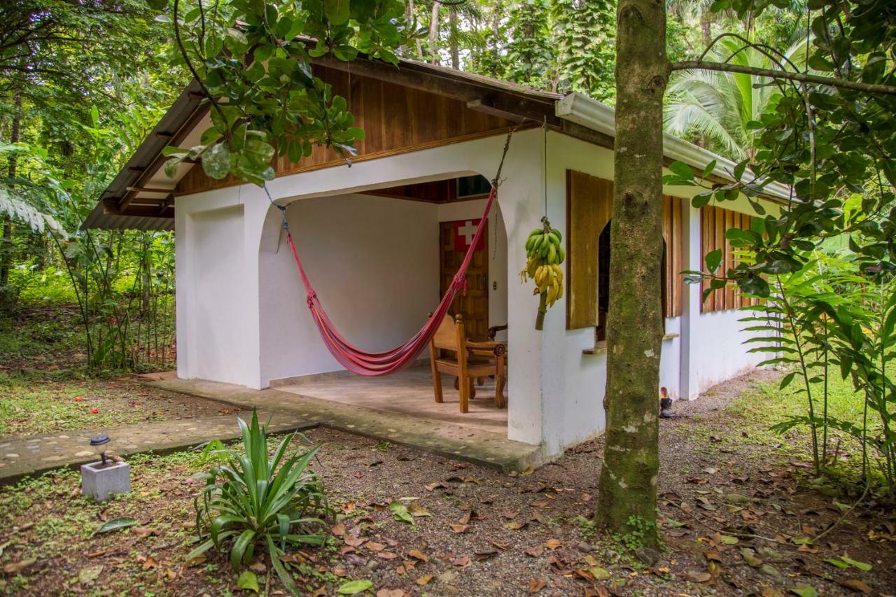 Cabinas Iguana Cahuita Ngoại thất bức ảnh